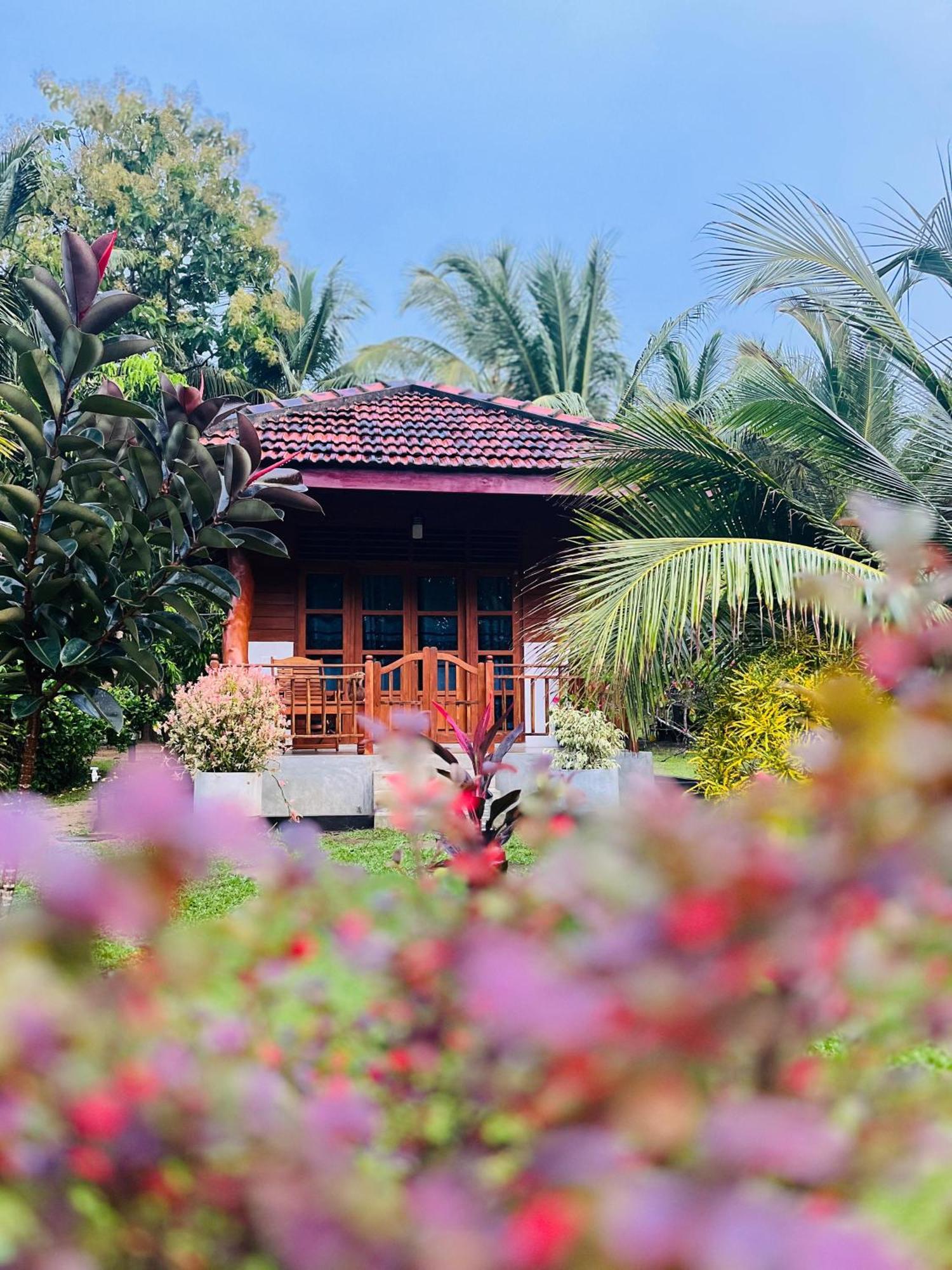 Hanguk Lanka Lagoon Villa Тангалла Экстерьер фото