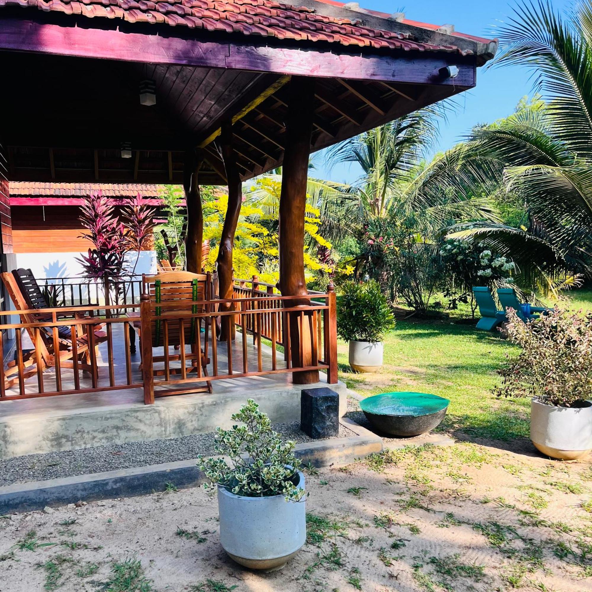 Hanguk Lanka Lagoon Villa Тангалла Экстерьер фото